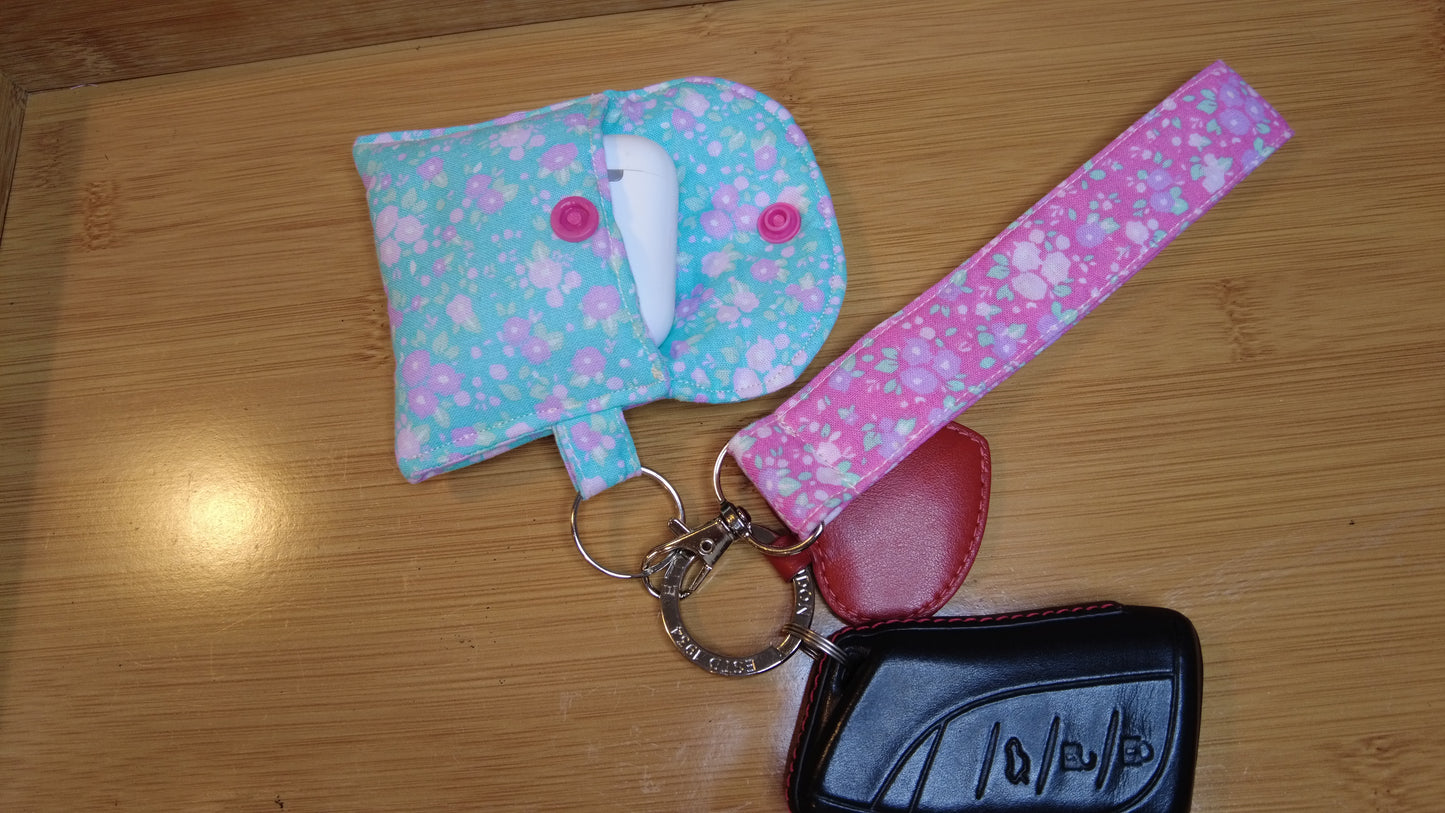 Wristlet keychain