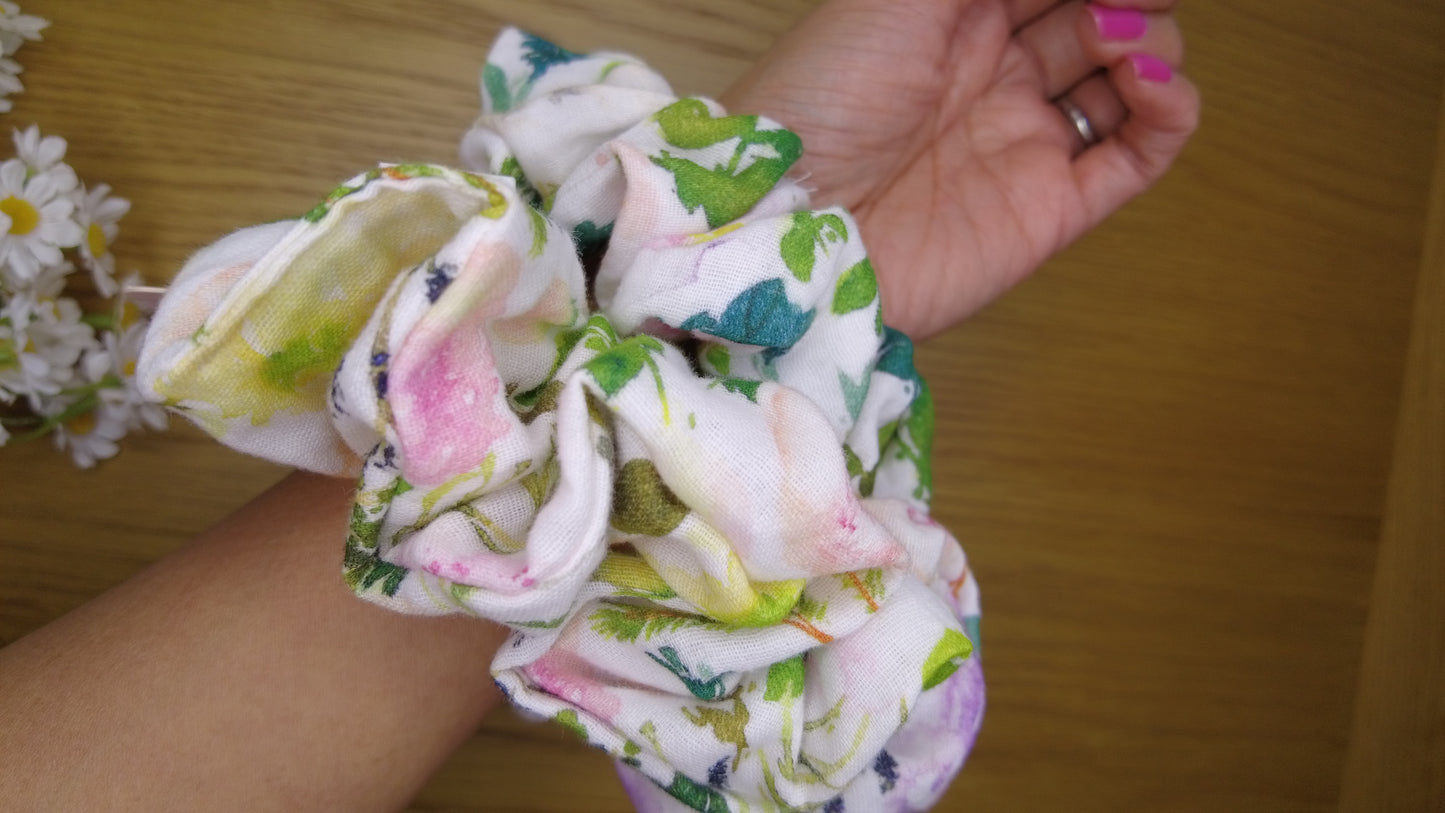 Flora Scrunchie
