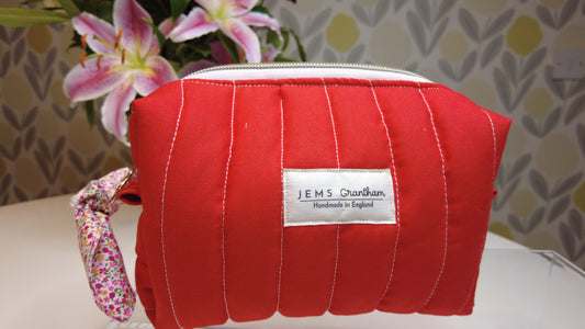 Yda Quilted Pouch Bag