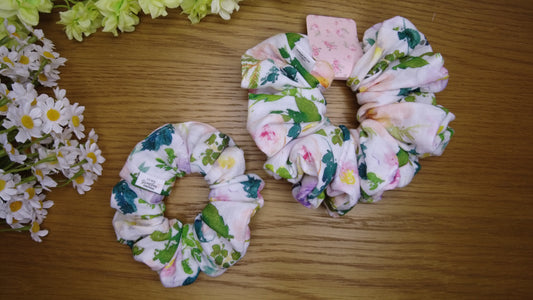 Flora Scrunchie